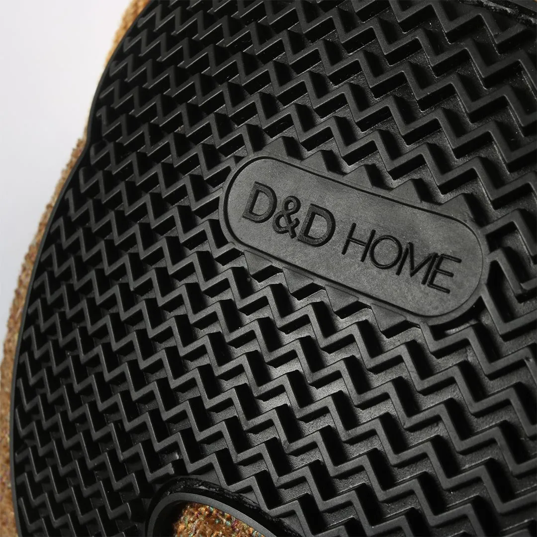 D&D Home Bobo Brown Chenille 18x19 cm - hundelegetøj med TPR og pivelyd