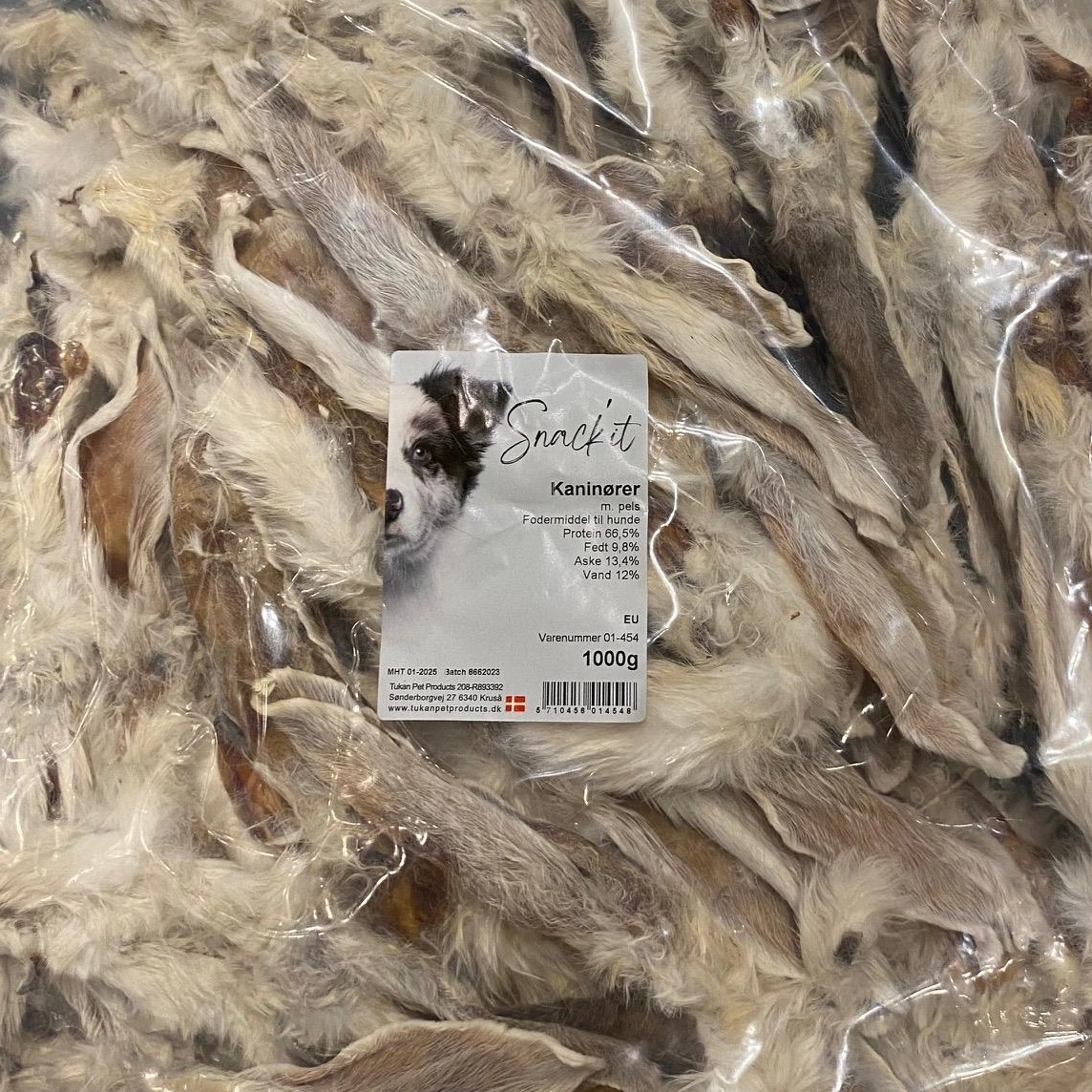 Snackit Kaninører med pels 1 kg - Naturlige hundesnacks i stor pakke