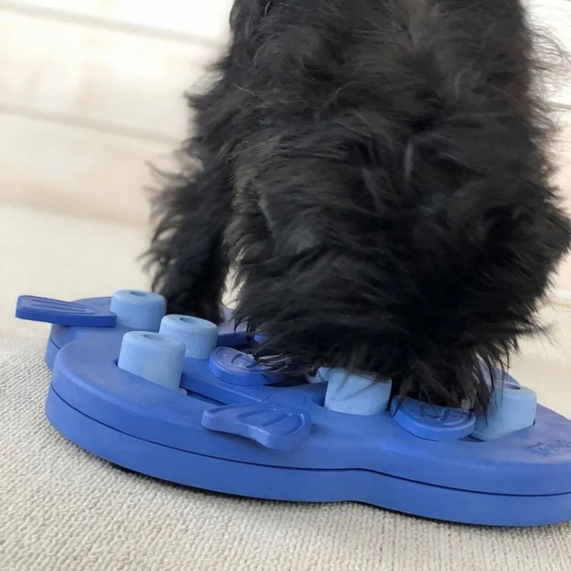 Nina Ottosson HideSlide Niveau 2 Lila - sjovt aktivitetslegetøj til hunde