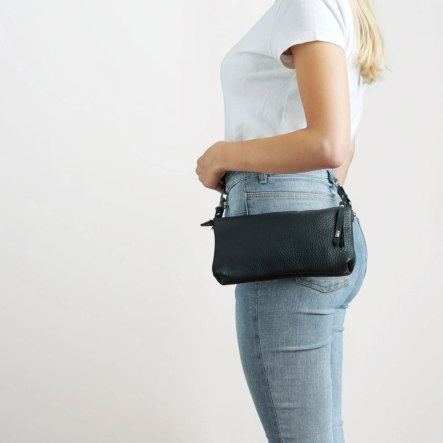 Hunter Shoulder Bag Como Black
