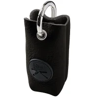Hunter Yuna høm høm holder sort